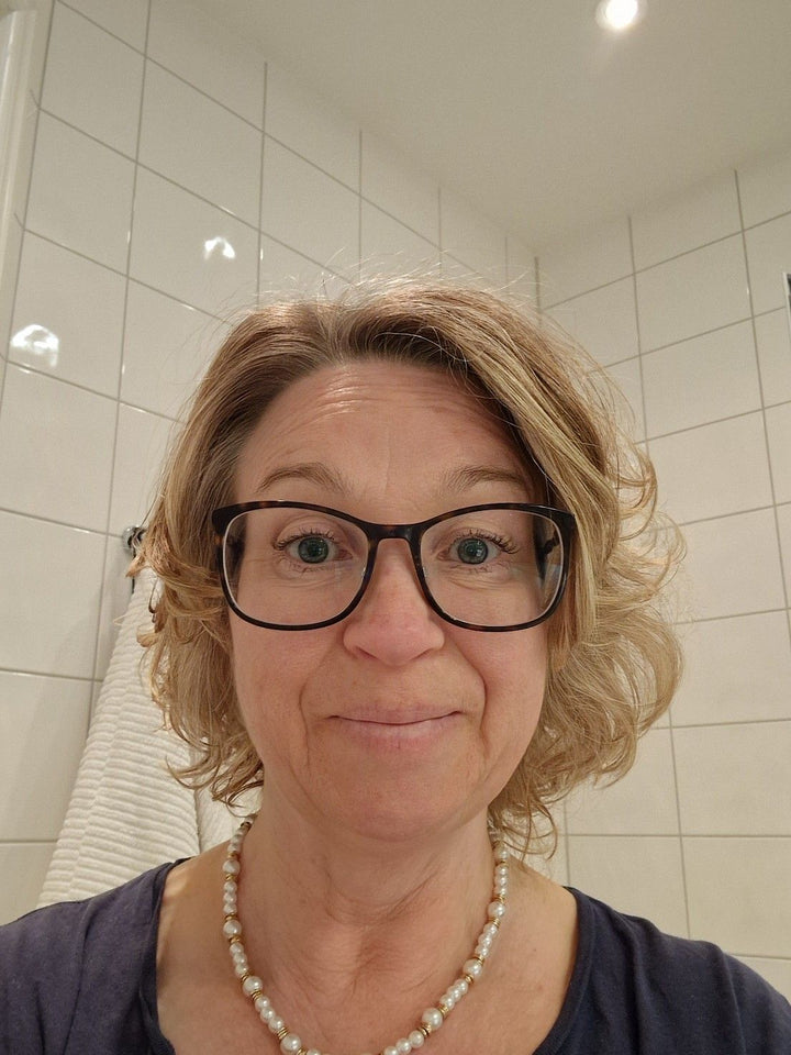 Review by Johanna S